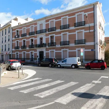 Equipe A 100m Du Centre Thermal Lamalou-les-Bains